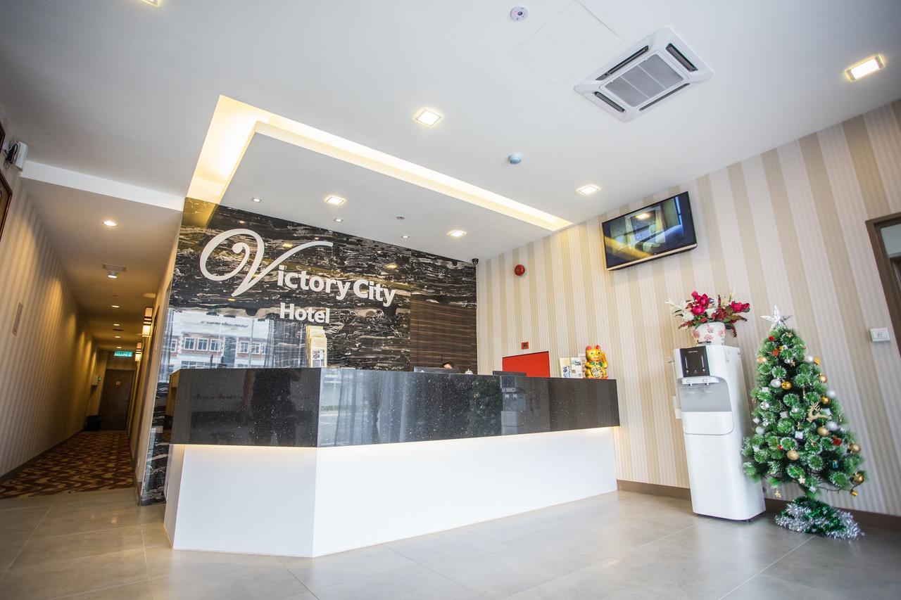 Hotel Zamburger Victory City Johor Bahru Esterno foto