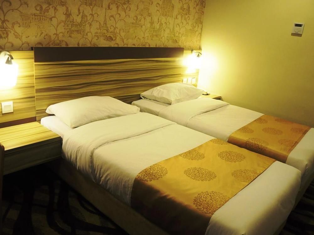 Hotel Zamburger Victory City Johor Bahru Esterno foto