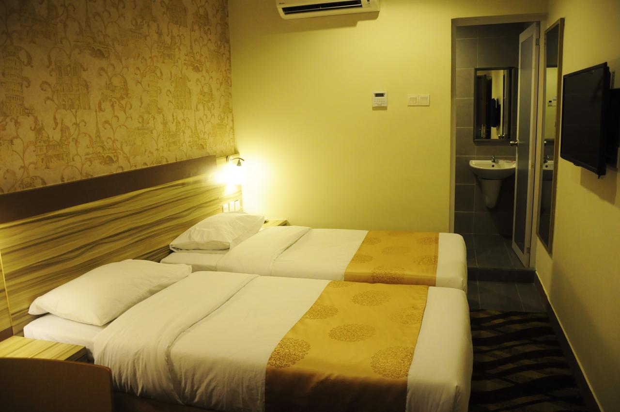 Hotel Zamburger Victory City Johor Bahru Camera foto