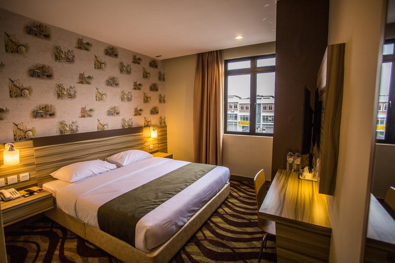 Hotel Zamburger Victory City Johor Bahru Camera foto